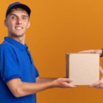 Zeytinburnu kurye hizmeti ile tekstil, deri sanayi, oto parça esnafı ve liman bağlantıları için 24 saat özel çözümler. İleri tarihli kargolama ve müşteri tarafından belirlenen teslim saatleriyle güvenilir hizmet.